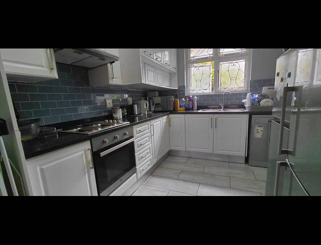 2 BEDROOM APARTMENT FOR SALE IN BULWER